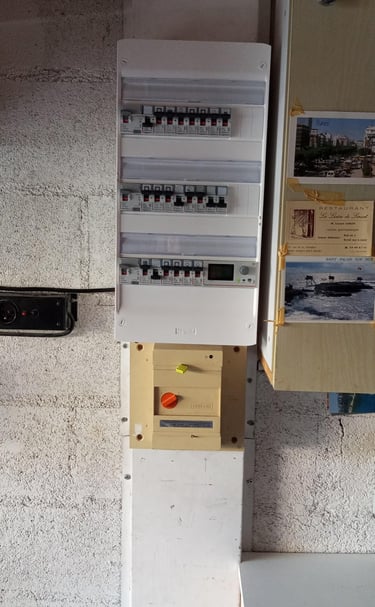 Artisan électricien Nandy - tableau électrique conforme