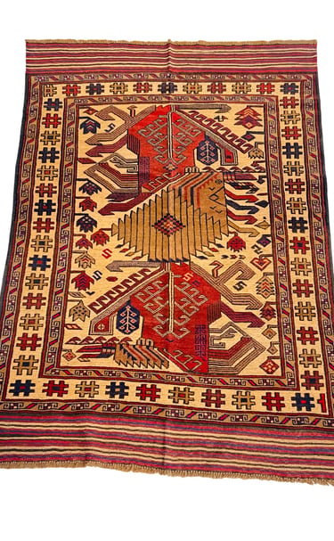 a rug with a large rug and a rug