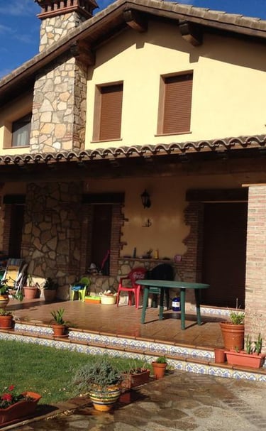 Casa en finca con jardín en Jarandilla de la Vera