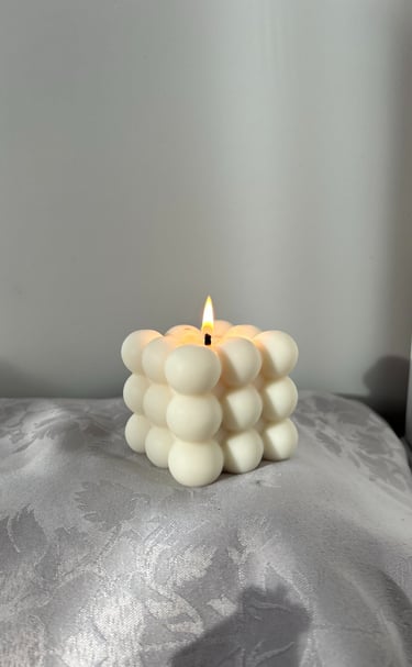 Natūralaus sojų vaško žvakė ,,Burbulas"