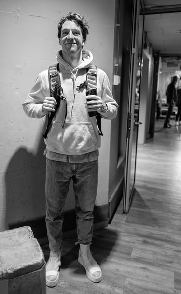 Conductor Lorenzo Viotti backstage in TivoliVredenbrug Utrecht photo by Peter Tra
