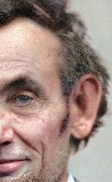 LINCOLN  historic pic-original full face clipped for left side to model for 3D wood art.