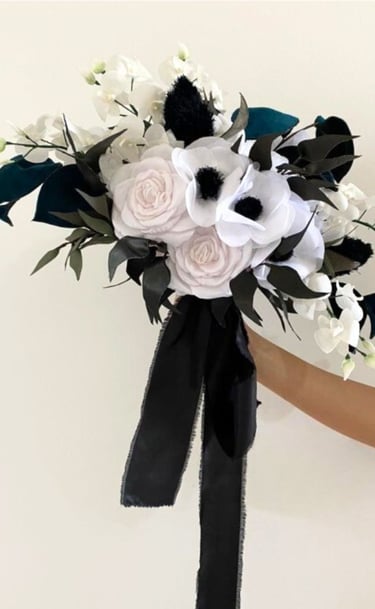 ramo de novia romántico y elegante con rosas