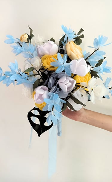 ramo de novia sofisticado con flores elegantes