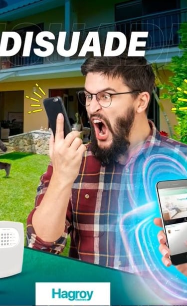 Panel de alarma de seguridad con sensores instalados en oficina