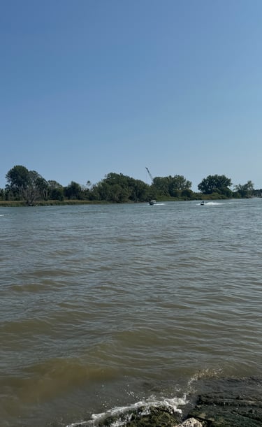 Boat launch Grand River Ontario Lake Erie boat ramp Port Maitland boat launch Marina near Dunnville 