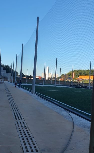 rede-de-protecao-laterais-campo-de-futebol