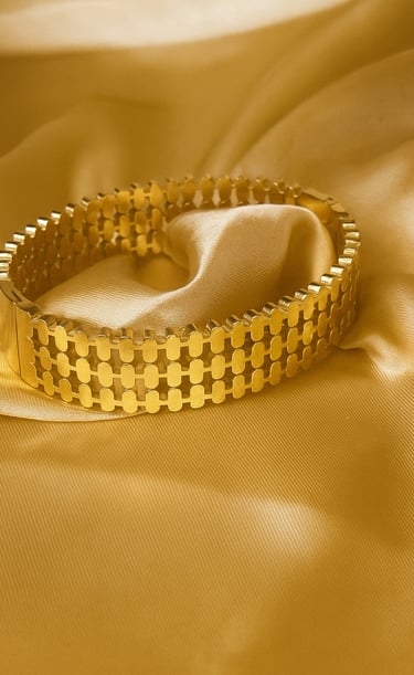 a bracelet bracelet bracelet bracelets with a gold tone