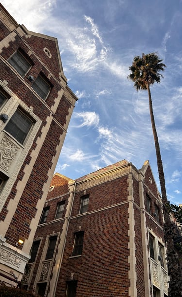 Los Angeles CA, 90036 Historic building the I Am One Tarot location