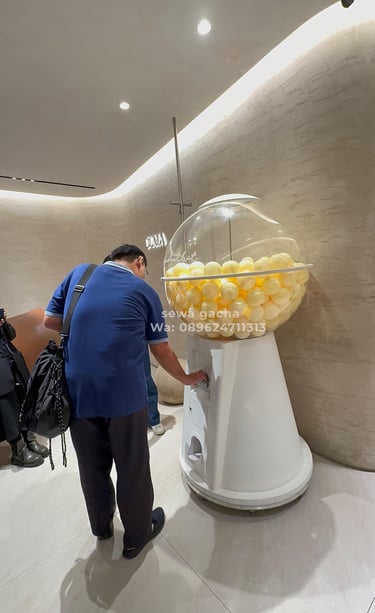 sewa mesin gachapon jumbo white  jakarta