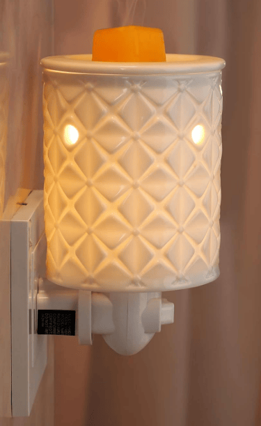 candle warmer that plugs into outlet cream with design