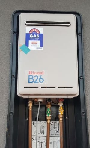 Continuous flow hot water service installed in Safety Beach
