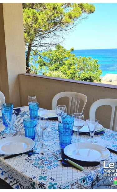 table for lunch and dinner overlooking the sea