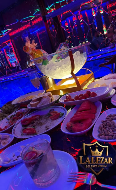 Ankara'nın En İyi Pavyonu Lalezar Night Clubta Masa