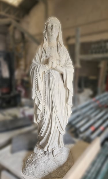 Restauration d'une statue - Pézenas 34120 - Hérault - Nettoyage pierre