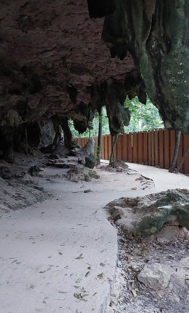 thailand krabi railay east beack walk