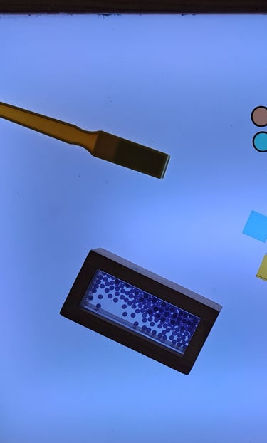 mesa de luz. Psicopedagogia (psicologia y pedagogia) Espacio Mare Cognitum. Leon