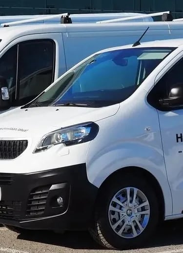 Pakettiauto - Oulun edullisin hintatakuulla