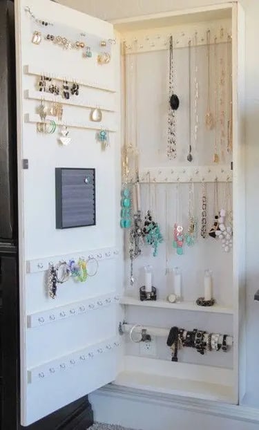 Présentoire à bijoux 