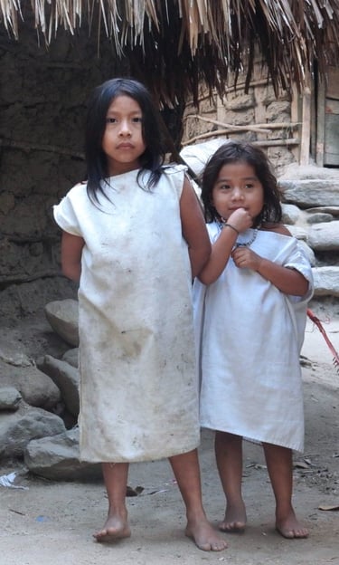 Kids from the Kogui Tribe, indigenous kinds Kogui