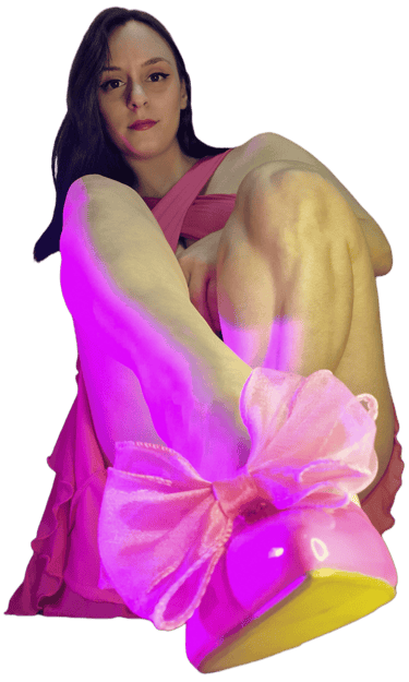Mistress Nereid looking great in hot-pink