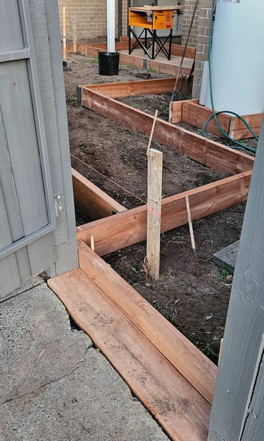 Landscaping, Lawn mowing, edging & all Gardening maintenance services