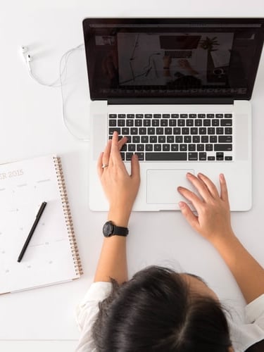 Contato Tati Queirós - Consultoria de Treinamento e Desenvolvimento Humano