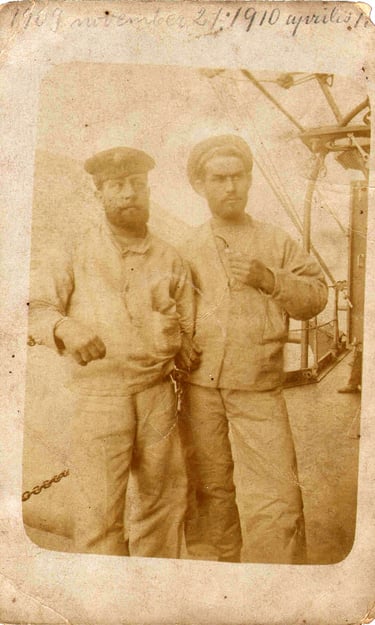 Harmat Lajos jobbról egy bajtársával 1909-10 között