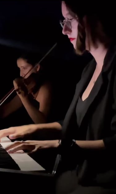 I CATA DE VINOS BAJO LAS ESTRELLAS 2023 (Aldara Otero «Violín» y Aldara Pérez «Piano»)