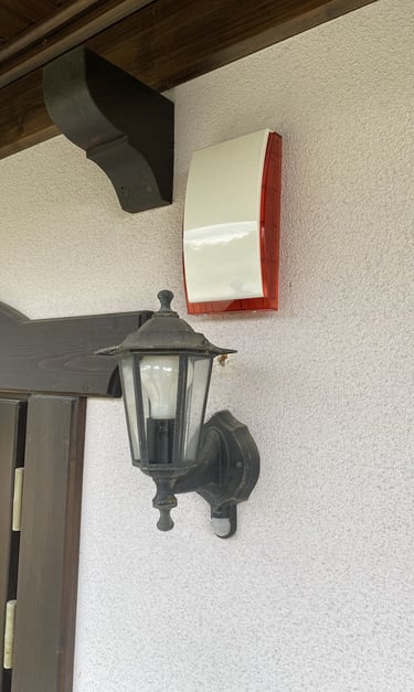 Zewnętrzny sygnalizator optyczno-akustyczny alarmu trójmiasto