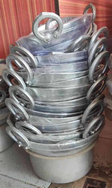 Small aluminum cooking wok for vegetables and daily kitchen use - export quality.