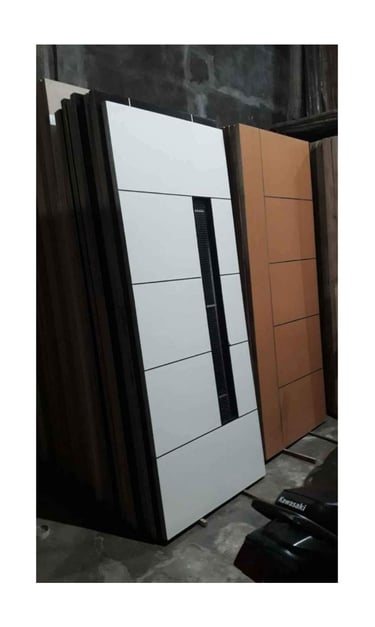 Pintu Cat Duco