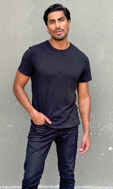 Dany Peña male model natural casting digital in black t-shirt