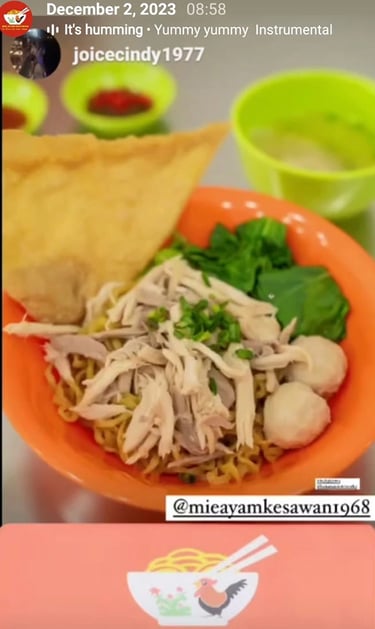 Keseruan makan di Mie Ayam Kesawan rukan osaka pik 2
