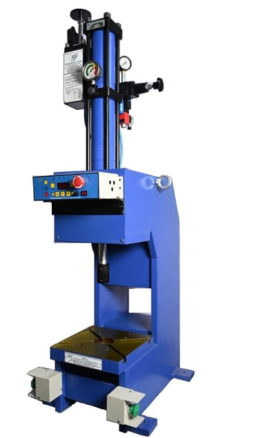 plain C-frame press machine built by national pneumatic systems in vasai. Hydro pneumatic presses and cylinders.