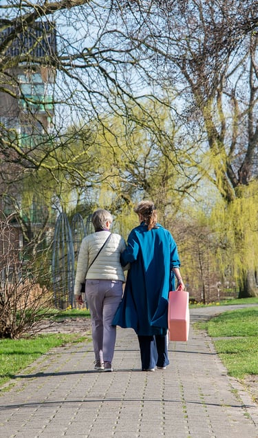 Samen wandelen in Haarlem — ontzorging aan huis door Prins aan Huis