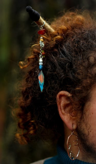 Palo de madera para el pelo