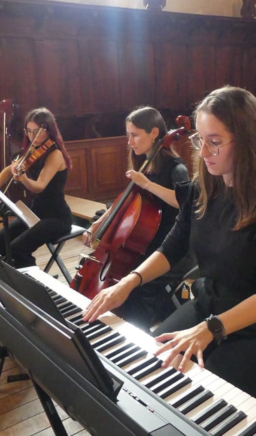 TRIO VIOLÍN, VIOLONCHELO Y PIANO (BODA A&C 31/08/2024)