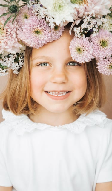 Munchkin Baby colourful cake smash photo