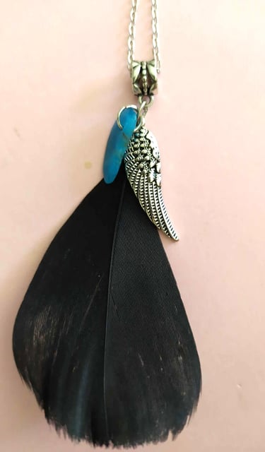 Bijoux Les Couleurs de Lo Collection plumes