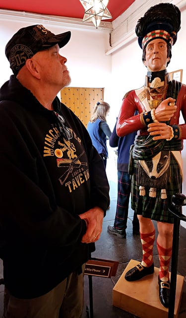 The Pirate finds a friend at Cawdor Castle in Scotland