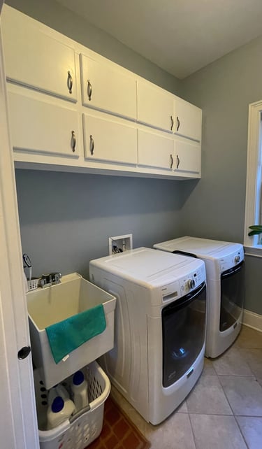 Before laundry room remodel
