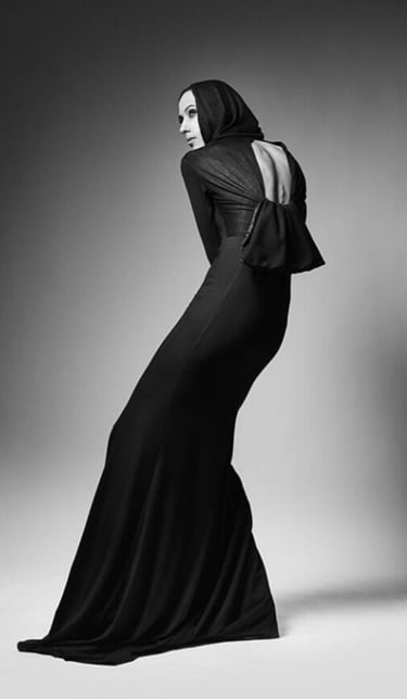 Elizabeth Lotz (Liz Lotz) art director fashion elegance woman high fashion theatre model black dress stance Avant