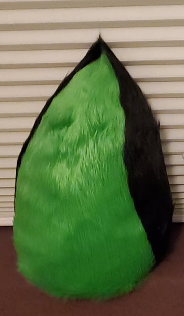 Green tail made by Teto Creations