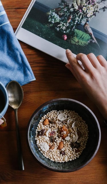 Un goûter avec un livre
