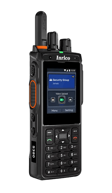 Radio PoC híbrido Inrico S380 con pantalla táctil, conectividad 4G y batería de alta capacidad