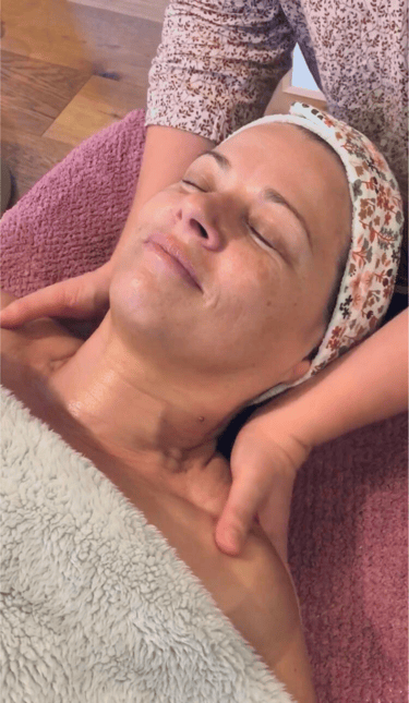 Mon Instant Bien-Etre Esthéticienne à Domicile Facialiste Massages Visage Lyon Villeurbanne