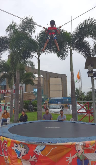 Bungee trampoline manufacture 