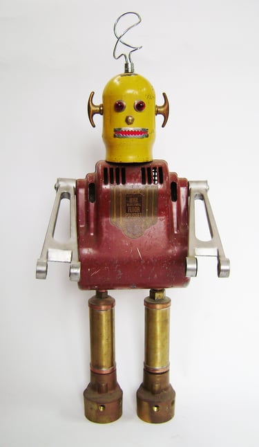 Found object robot named Gus by Santa Barbara sculptor Tal Avitzur.