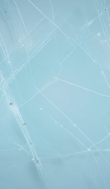 Fondo liso azul claro con lineas asimétricas blancas